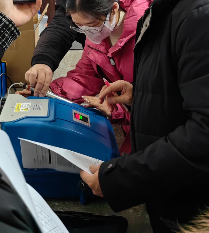 湖南衡陽生態監測站PF-300非甲烷總烴分析儀交付驗收